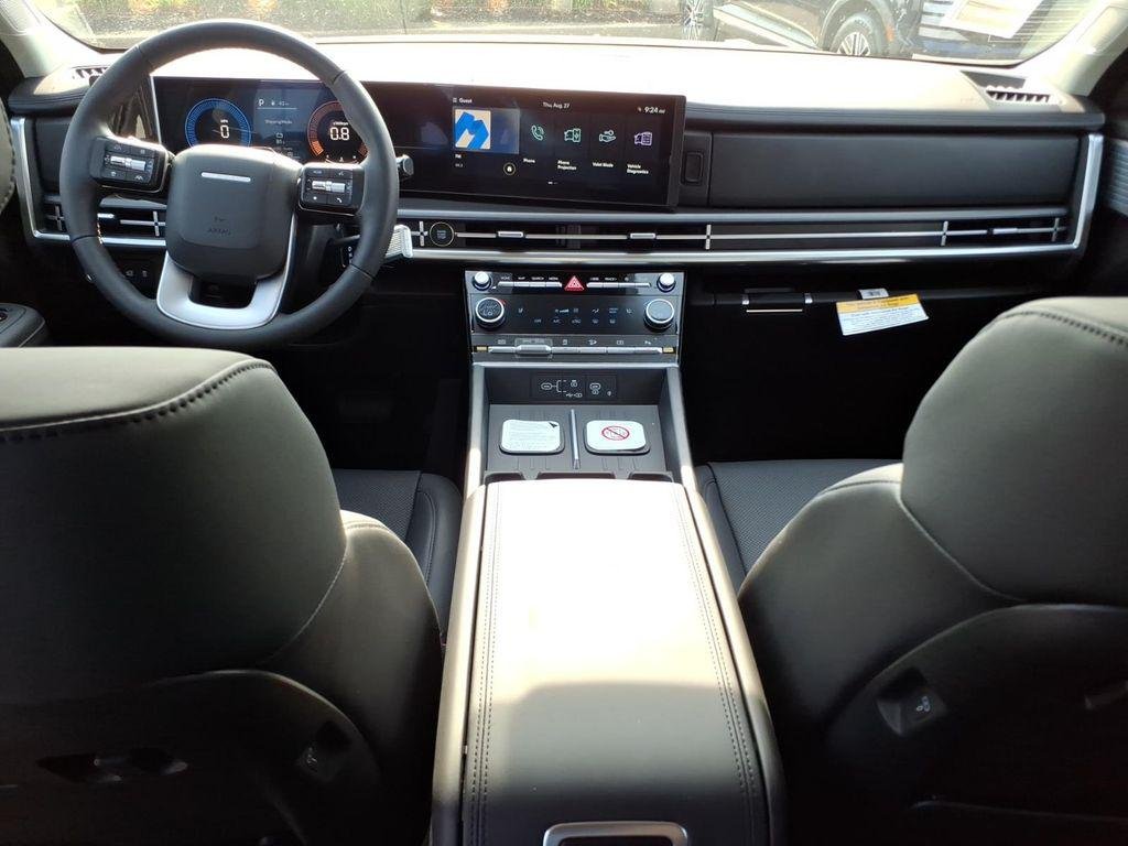 New 2027 Gray Hyundai SEL FWD image 11