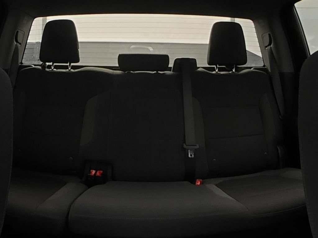 Used 2019 SATIN STEEL METALLIC Chevrolet LT image 10