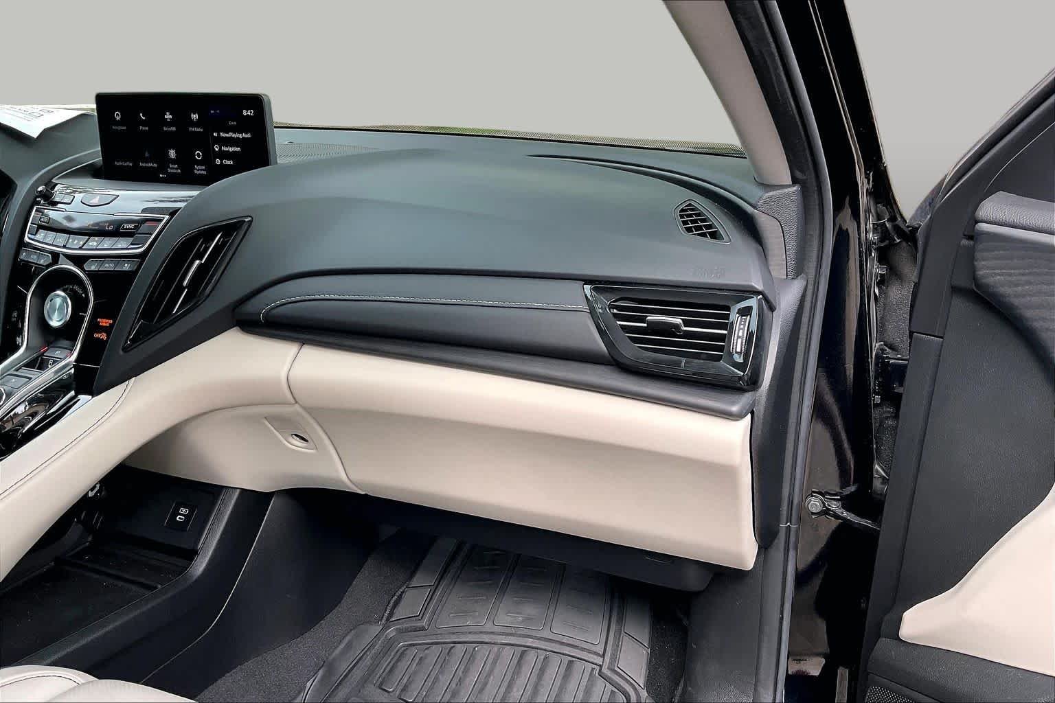 Used 2025 Majestic Black Pearl Acura w/Advance Package image 18