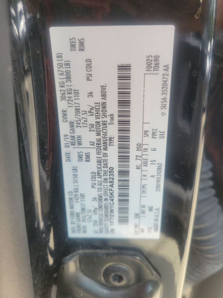 Used 2019 Black Ford XLT image 35