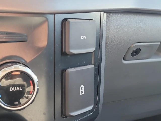 Used 2025 Gray Ford XLT image 25