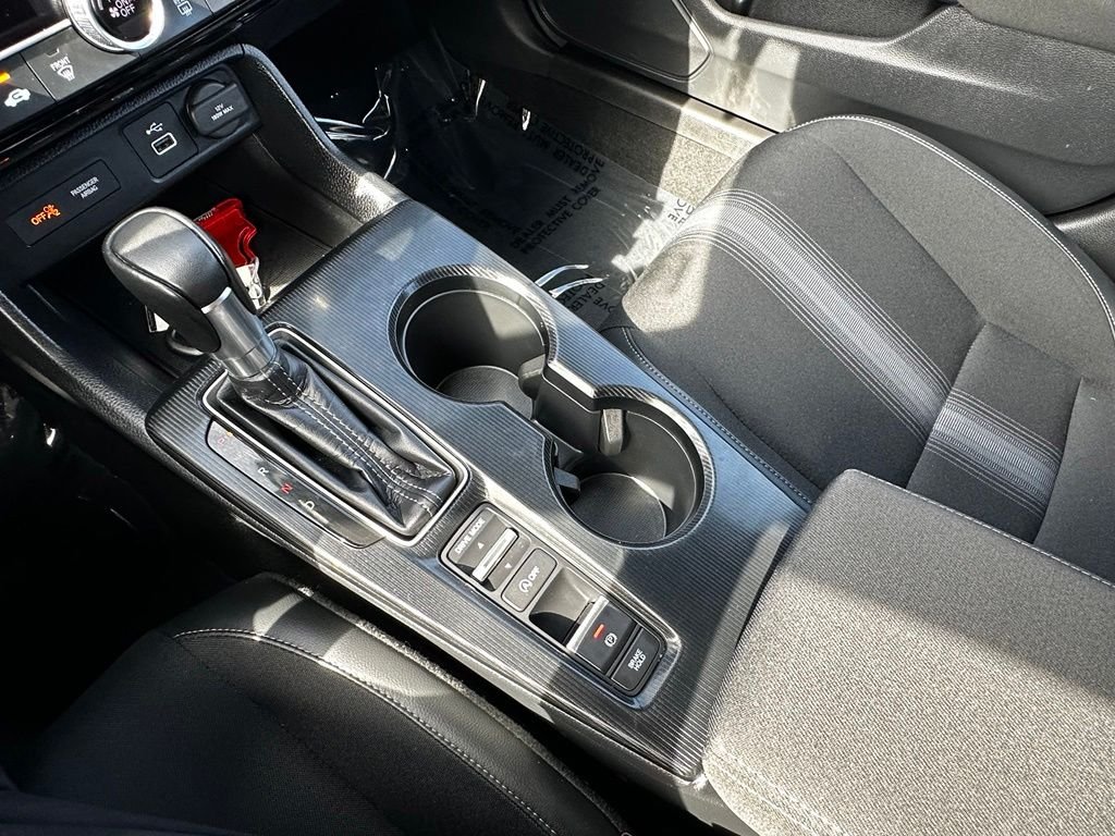 Used 2023  Honda Sport image 27