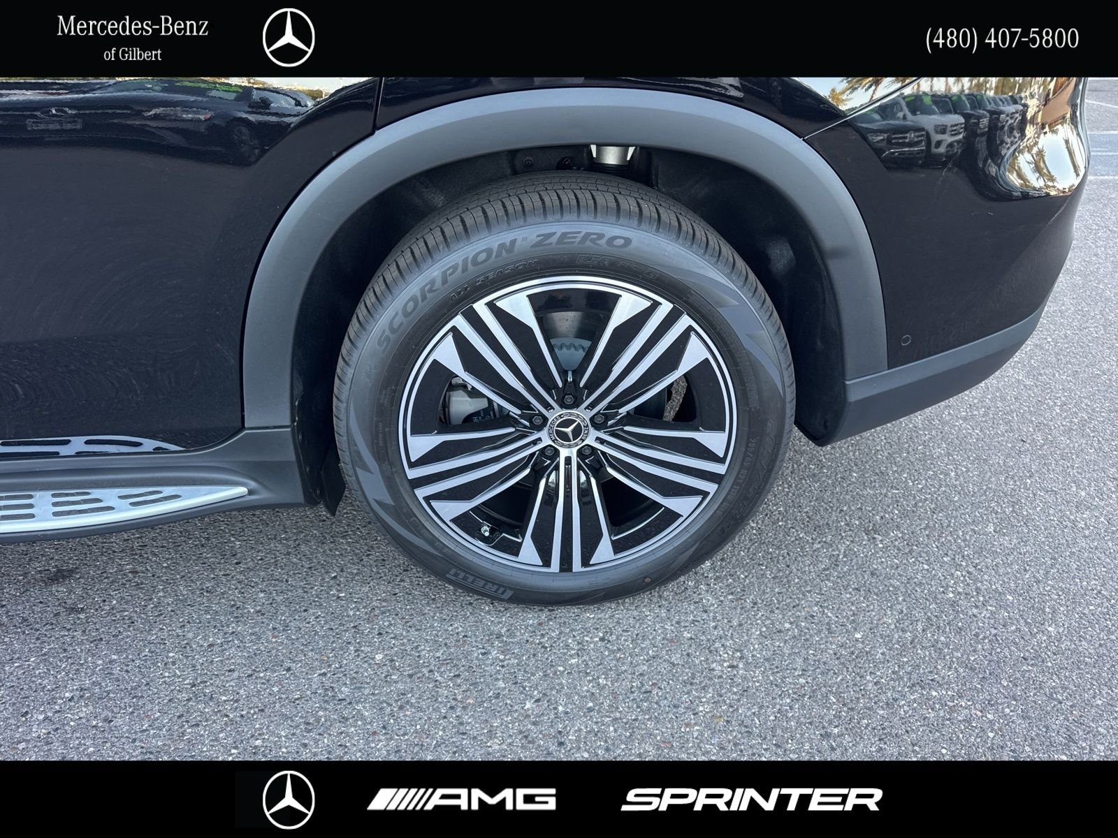 New 2026 Black Mercedes-Benz 400 image 8