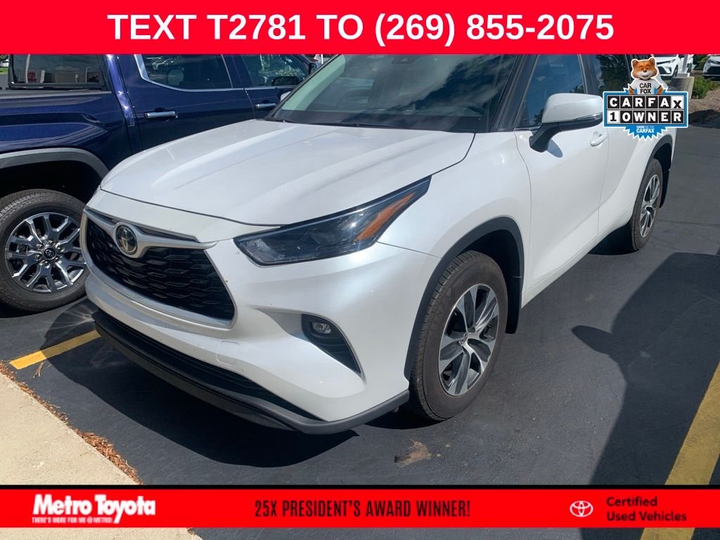 Certified Used 2025 Beige Toyota XLE image 23