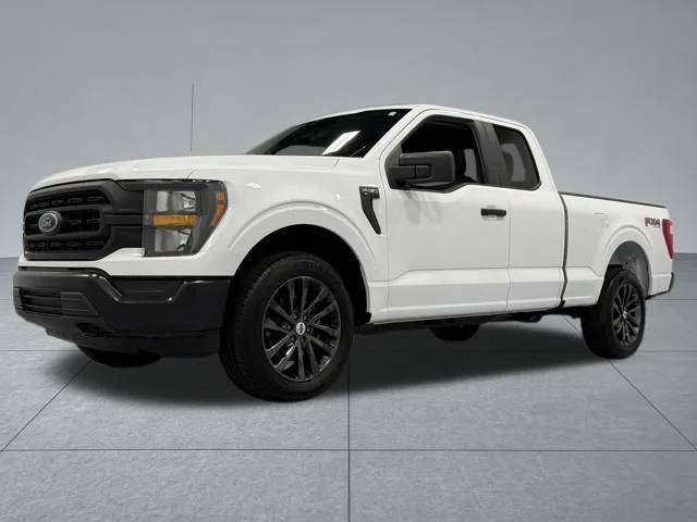 Used 2023 White Ford XL image 5