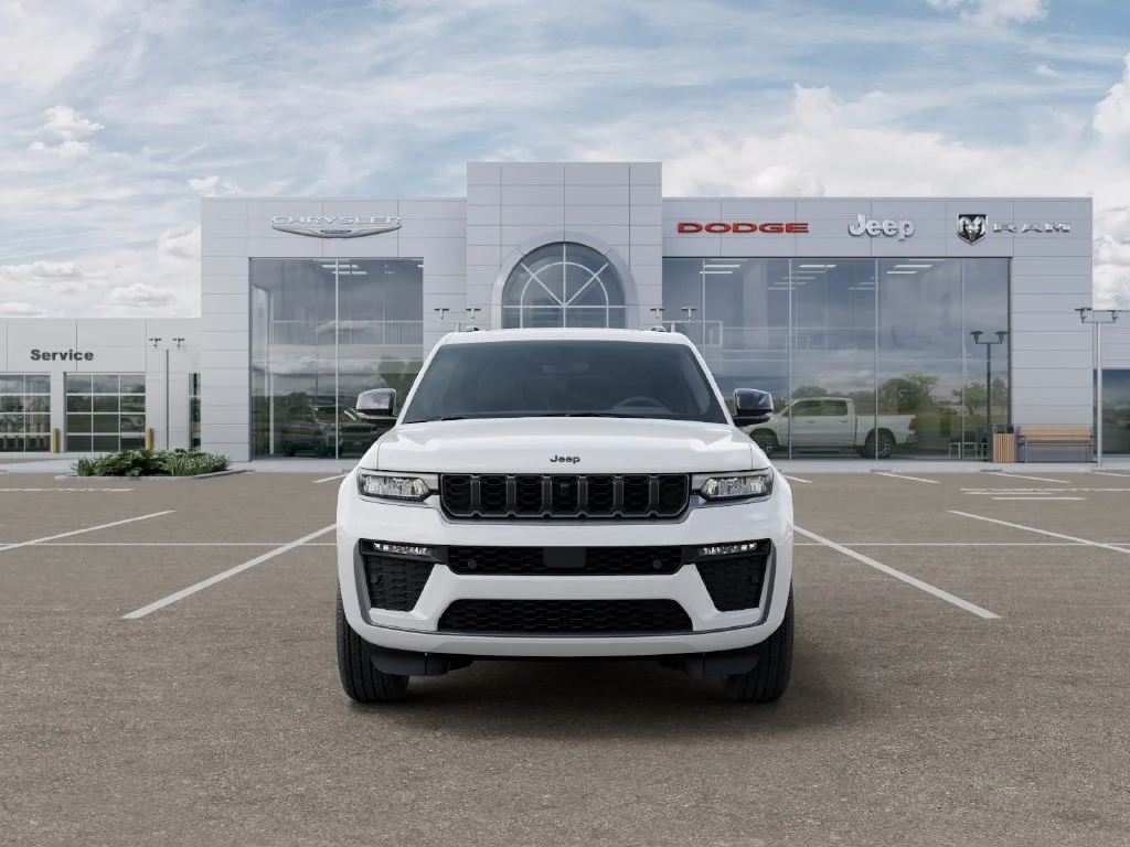 New 2027 Bright White Clear-Coat Paint Jeep Limited Reserve image 7