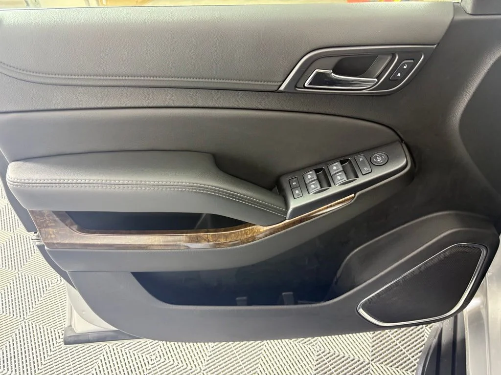Used 2020 Silver Chevrolet LS image 15