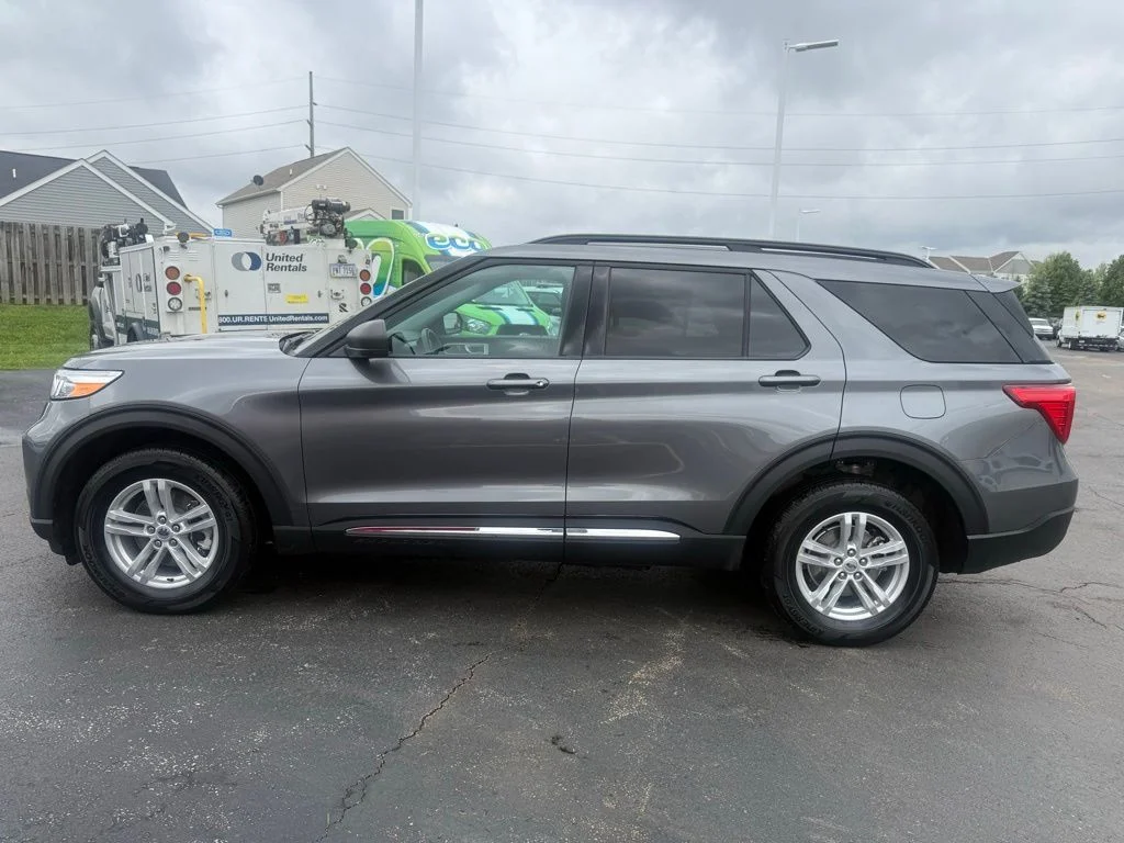 Certified Used 2024 Gray Metallic Ford XLT image 7