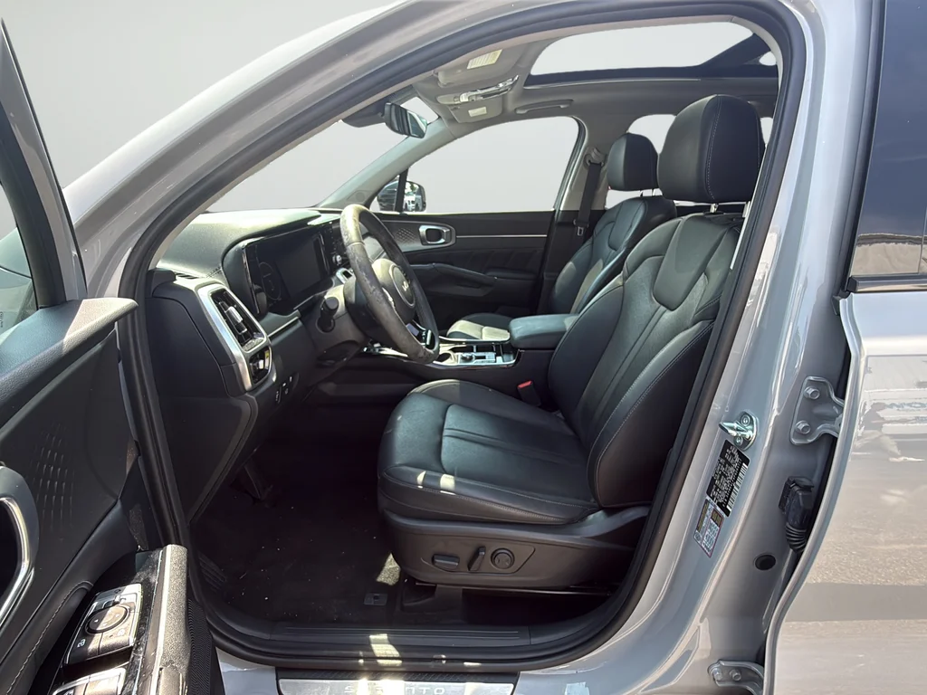 Used 2023 Gray Kia SX image 10