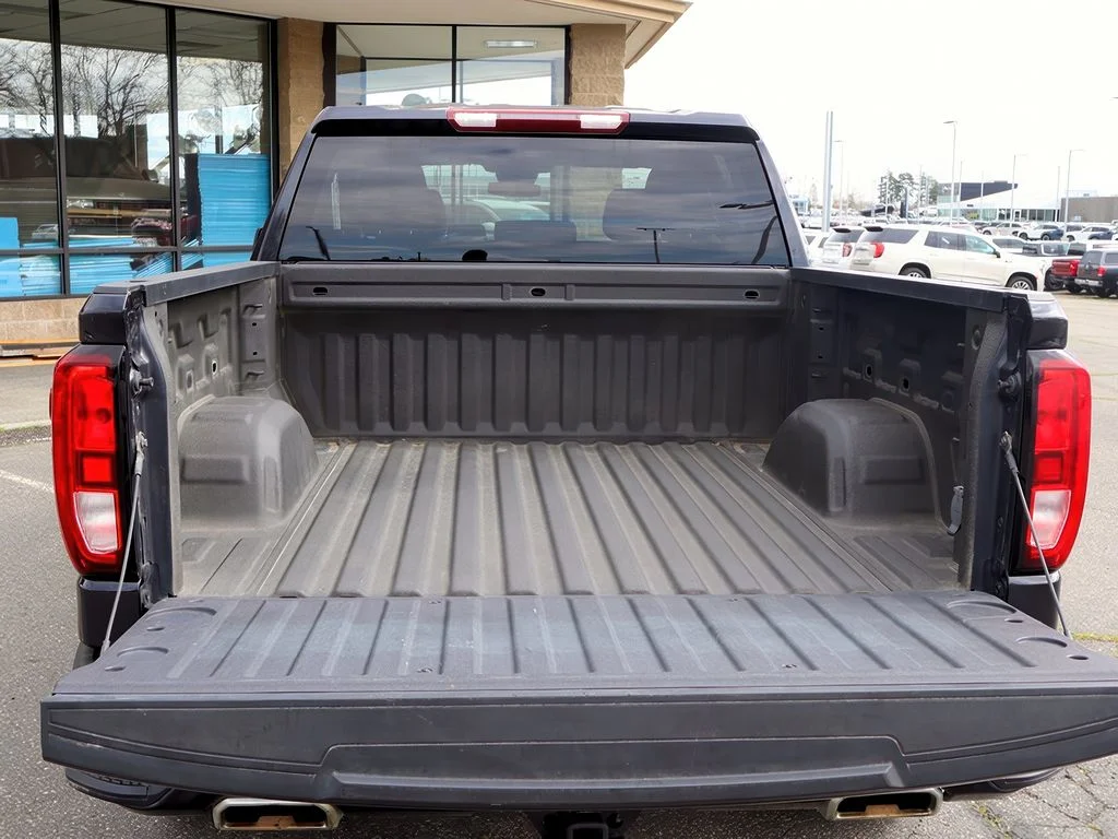 Used 2024 Titanium Rush Metallic GMC Elevation image 9
