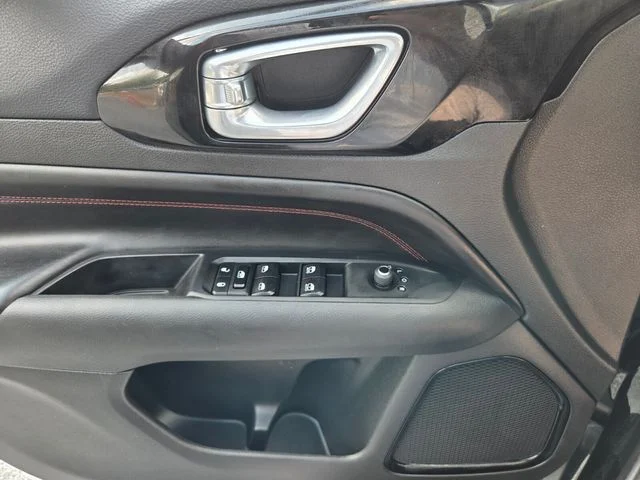 Used 2024 Black Jeep Trailhawk image 27