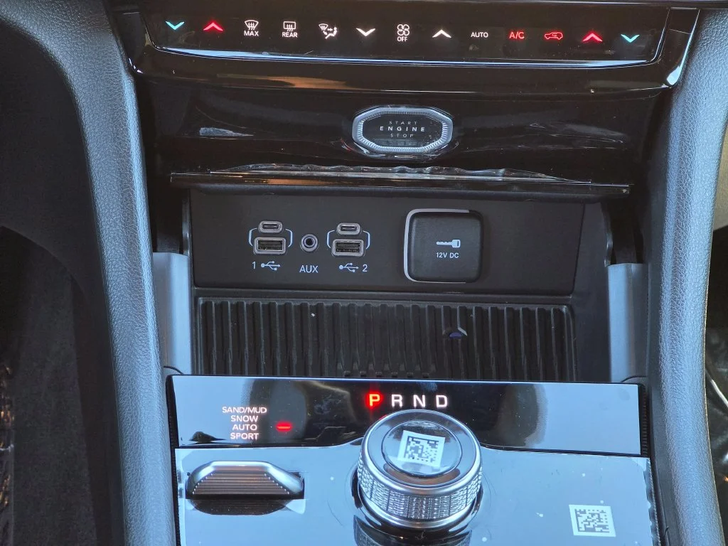 New 2027 Black Jeep Limited image 31