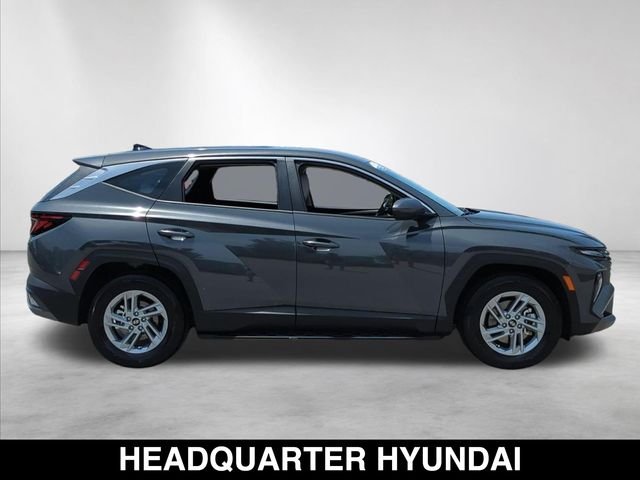 Used 2026 Gray Hyundai SE image 4