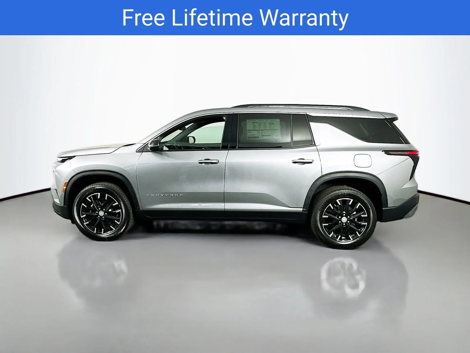 2026 Chevrolet Traverse LT - Photo 5