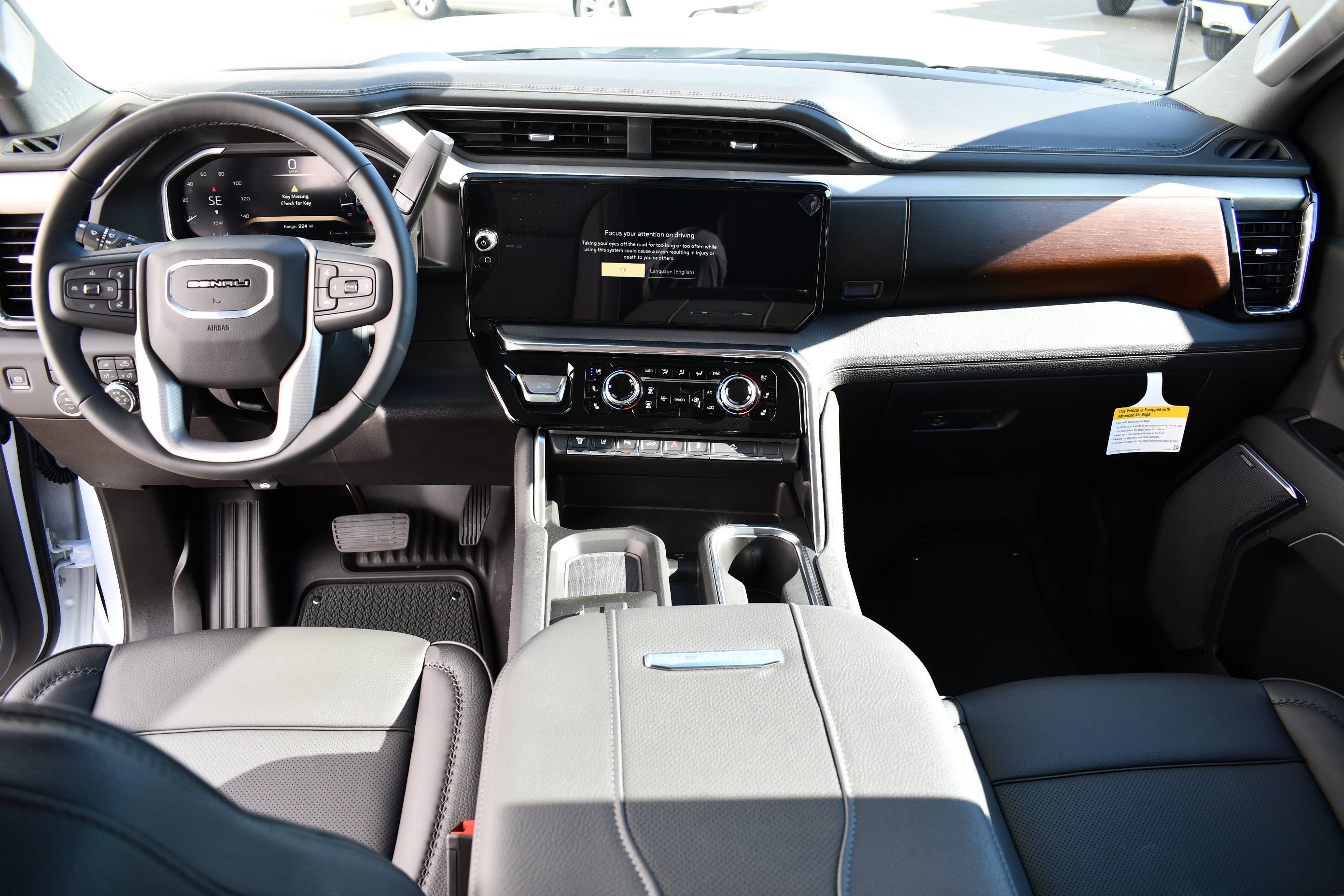 2026 GMC Sierra 2500HD Denali - Photo 17