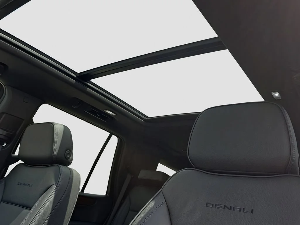 2026 GMC Yukon Denali - Photo 8