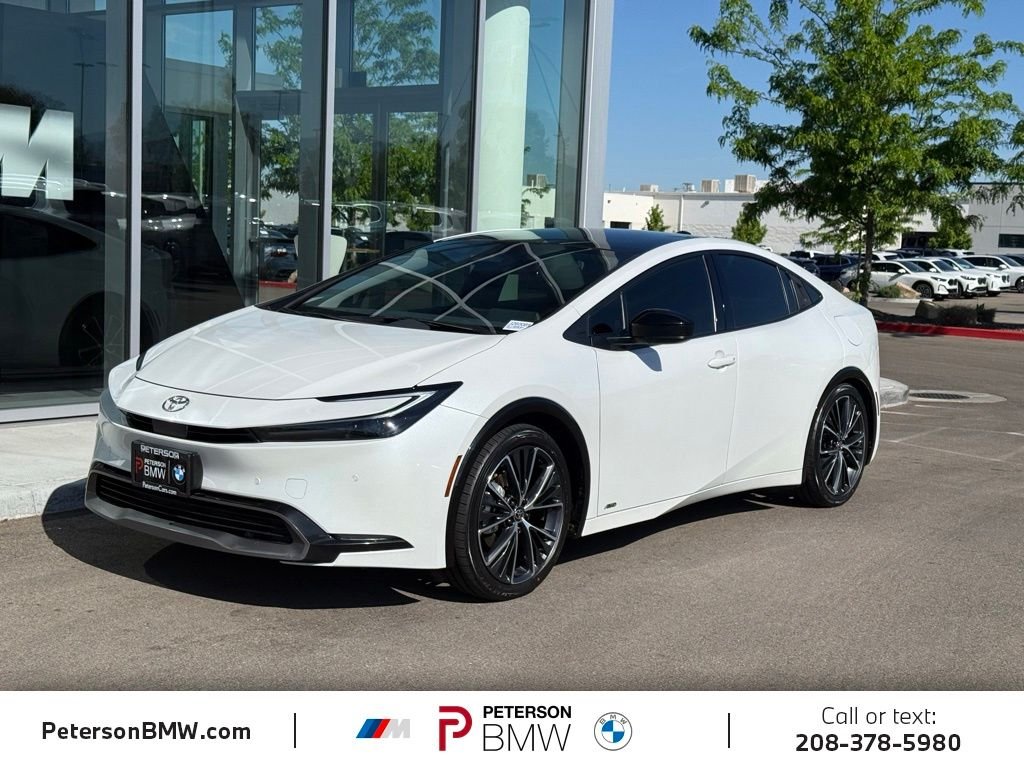 2024 Toyota Prius XLE AWD's photo