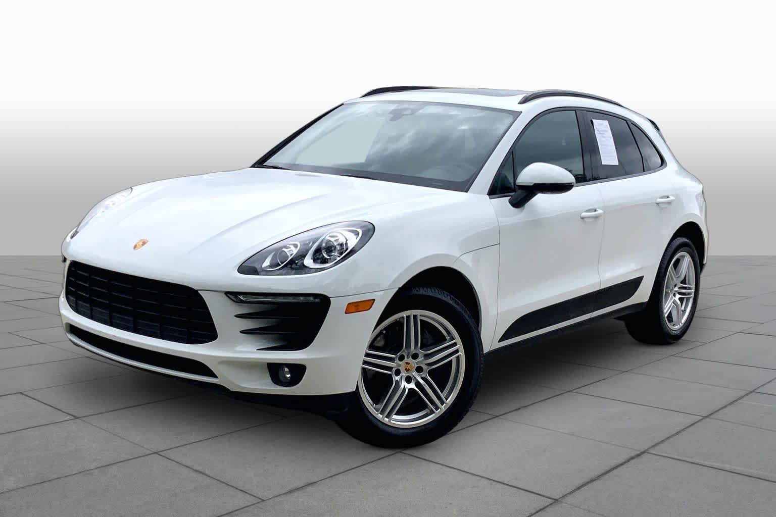 2018 Porsche Macan -'s photo