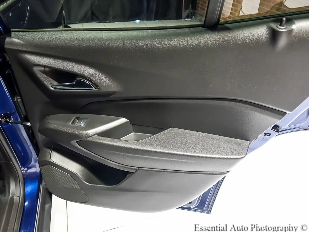 Used 2024 Blue Glow Metallic Chevrolet LT image 26