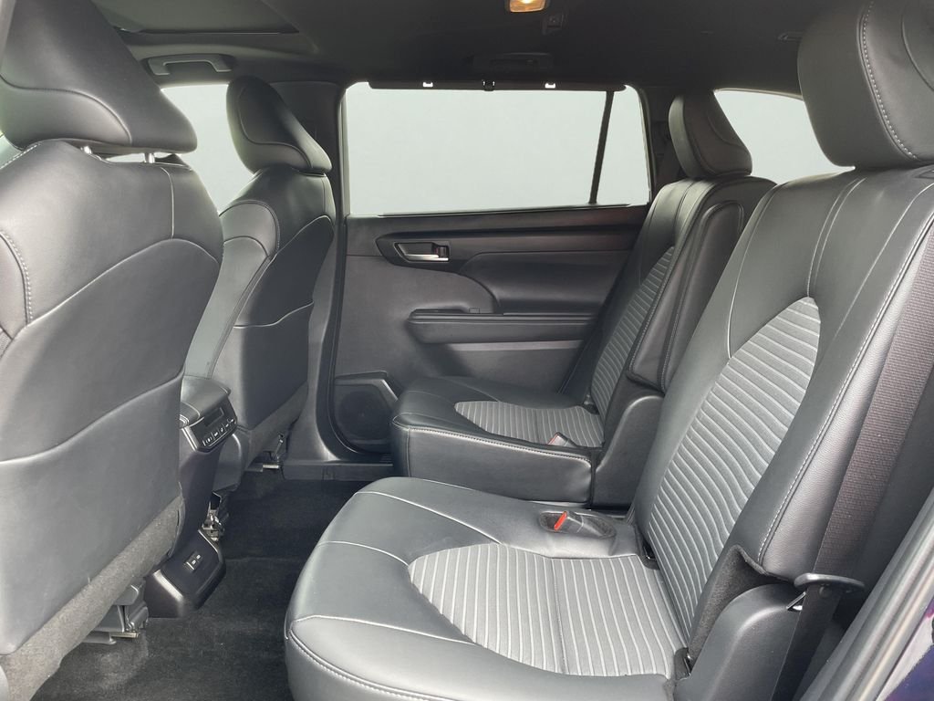 Used 2025  Toyota XSE image 11