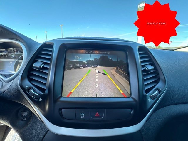 Used 2018 Diamond Black Jeep Trailhawk image 20