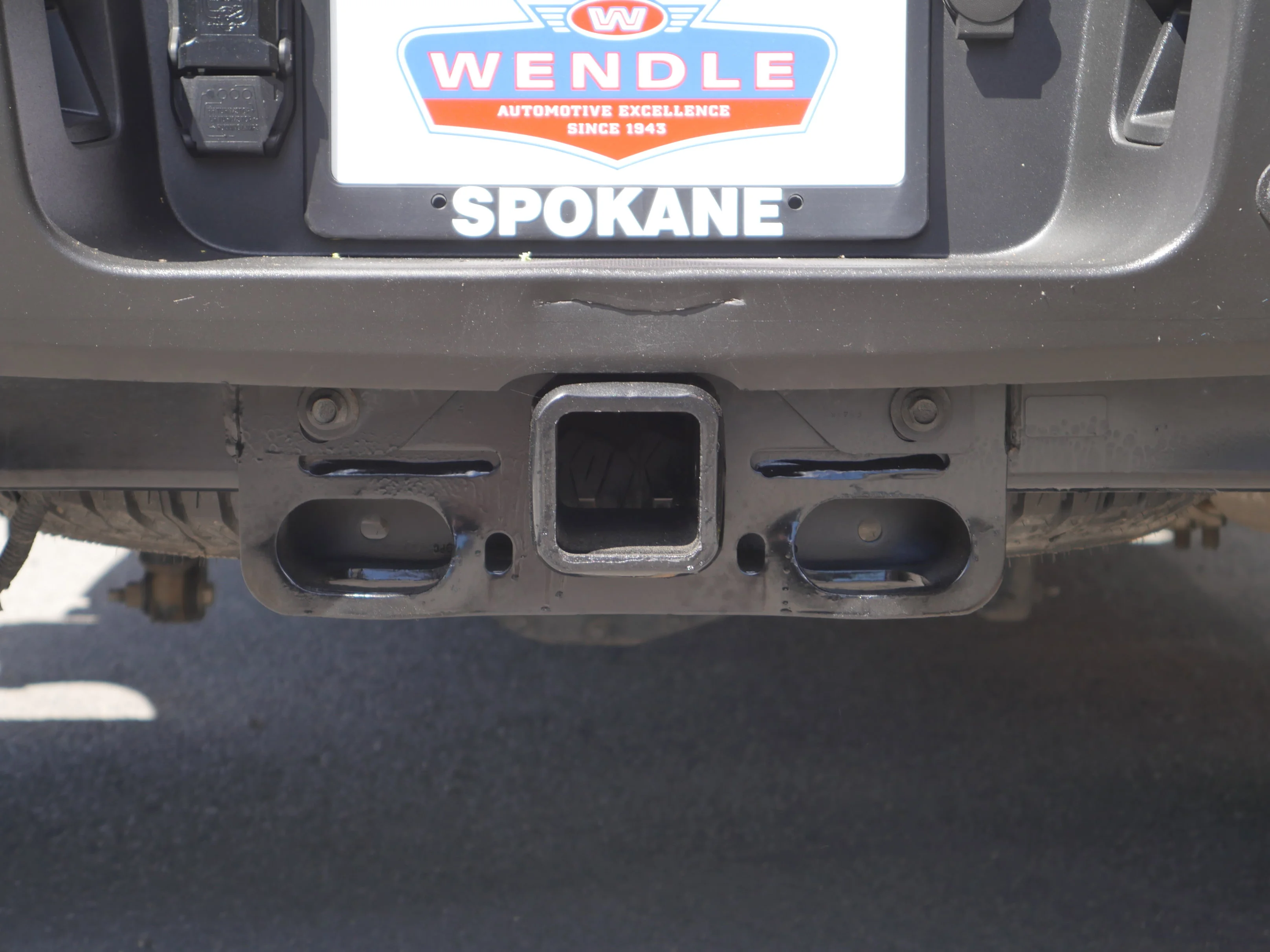 Certified Used 2024 Agate Black Metallic Ford LARIAT image 27