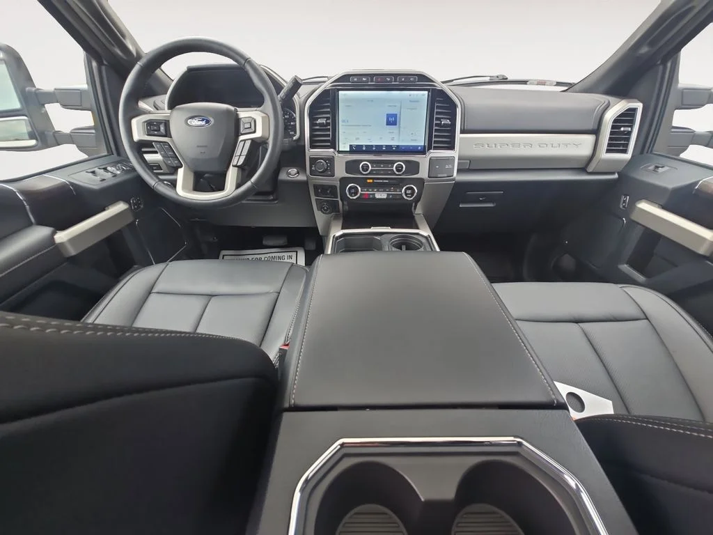 Used 2022 White Ford Lariat image 14