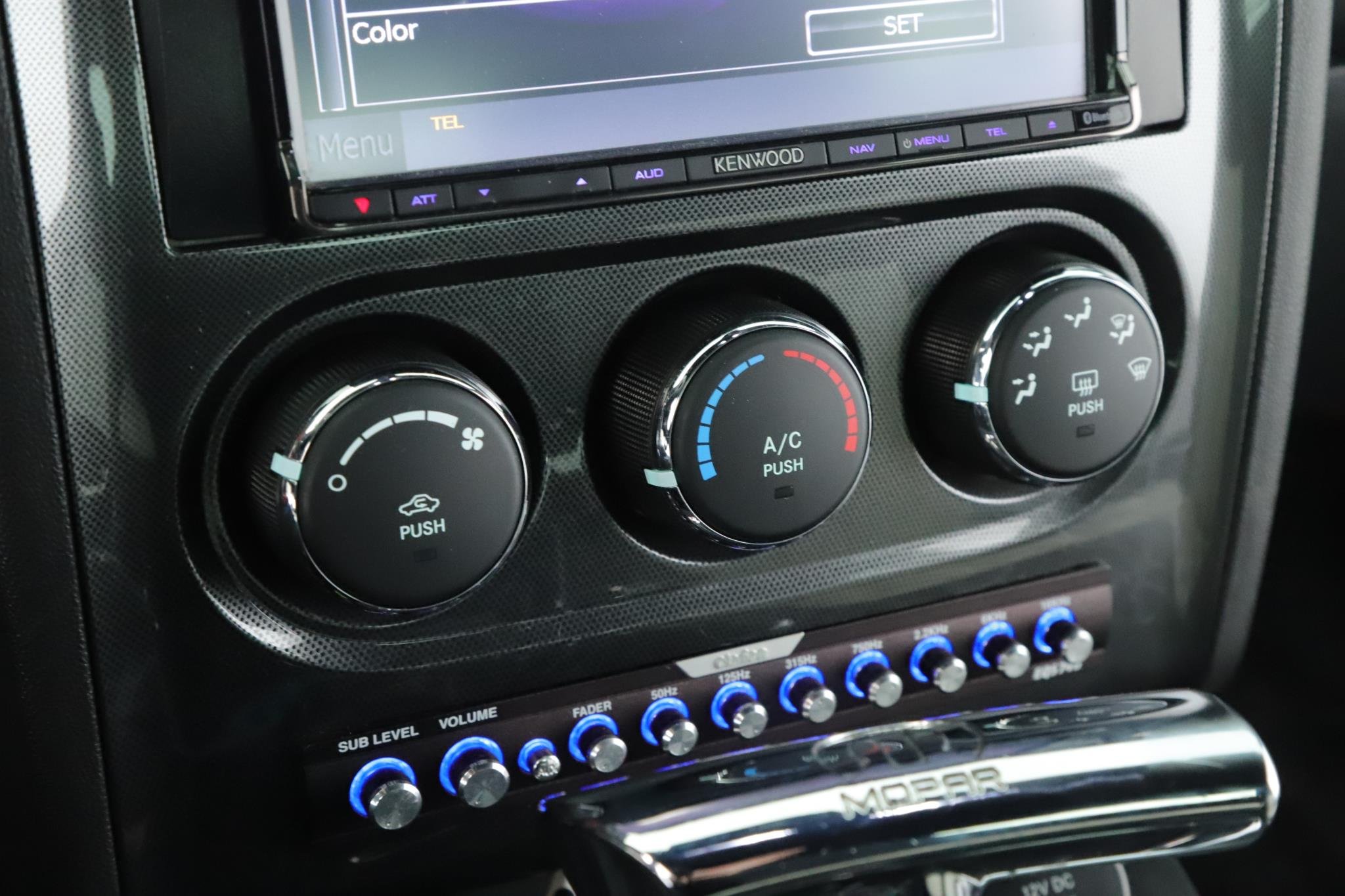 2010 Dodge Challenger R/T - Photo 9