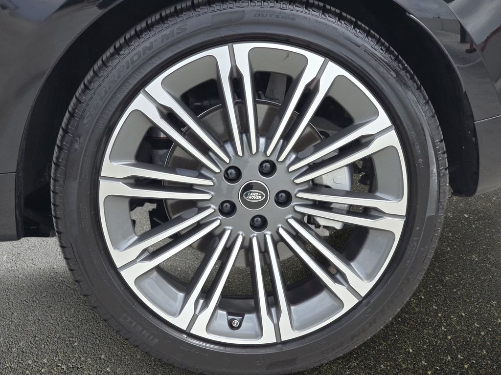 Certified Used 2025 Black Land Rover SE image 35