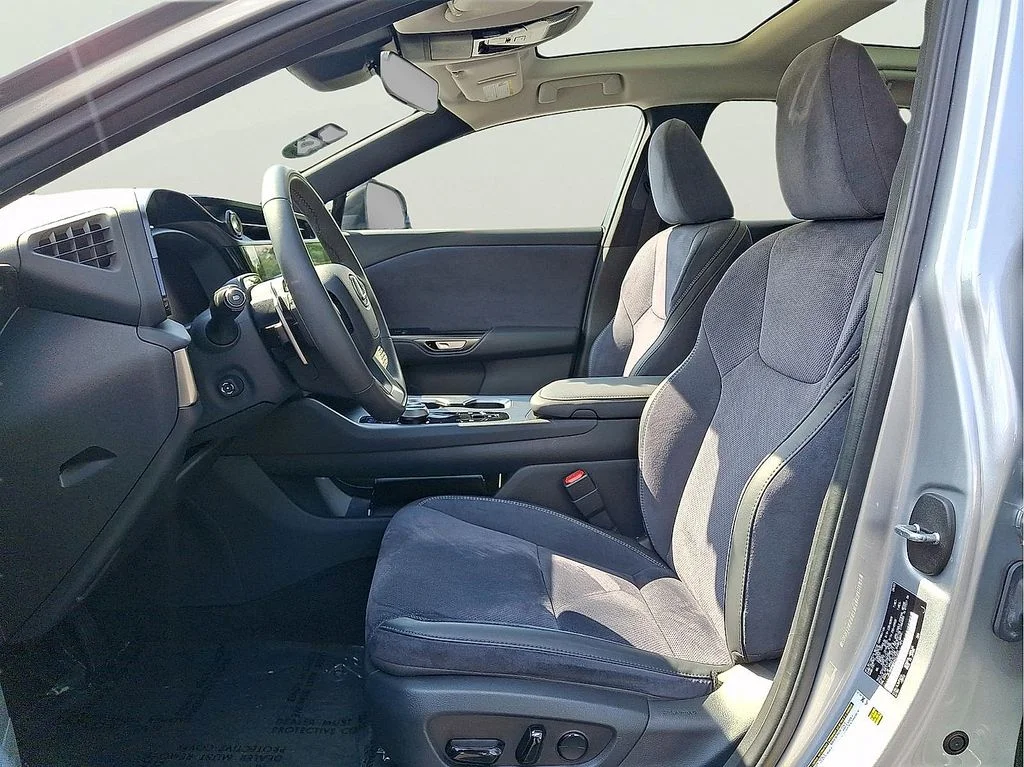 Certified Used 2023 IRIDIUM Lexus 450e Luxury image 11