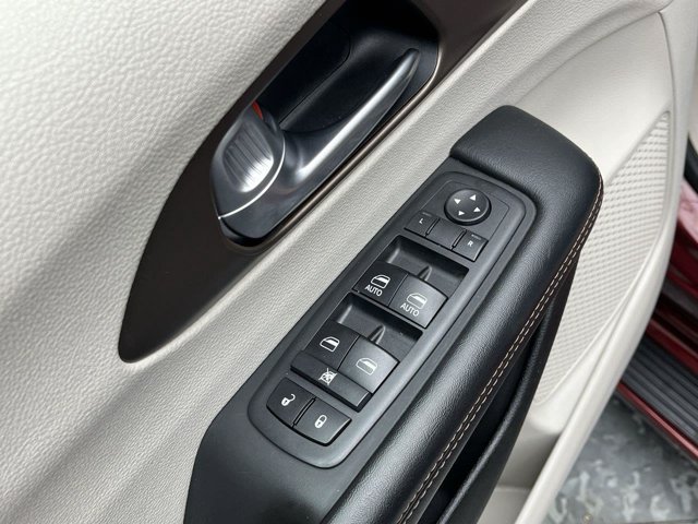 Used 2018 Velvet Red Pearlcoat Chrysler Touring Plus image 7