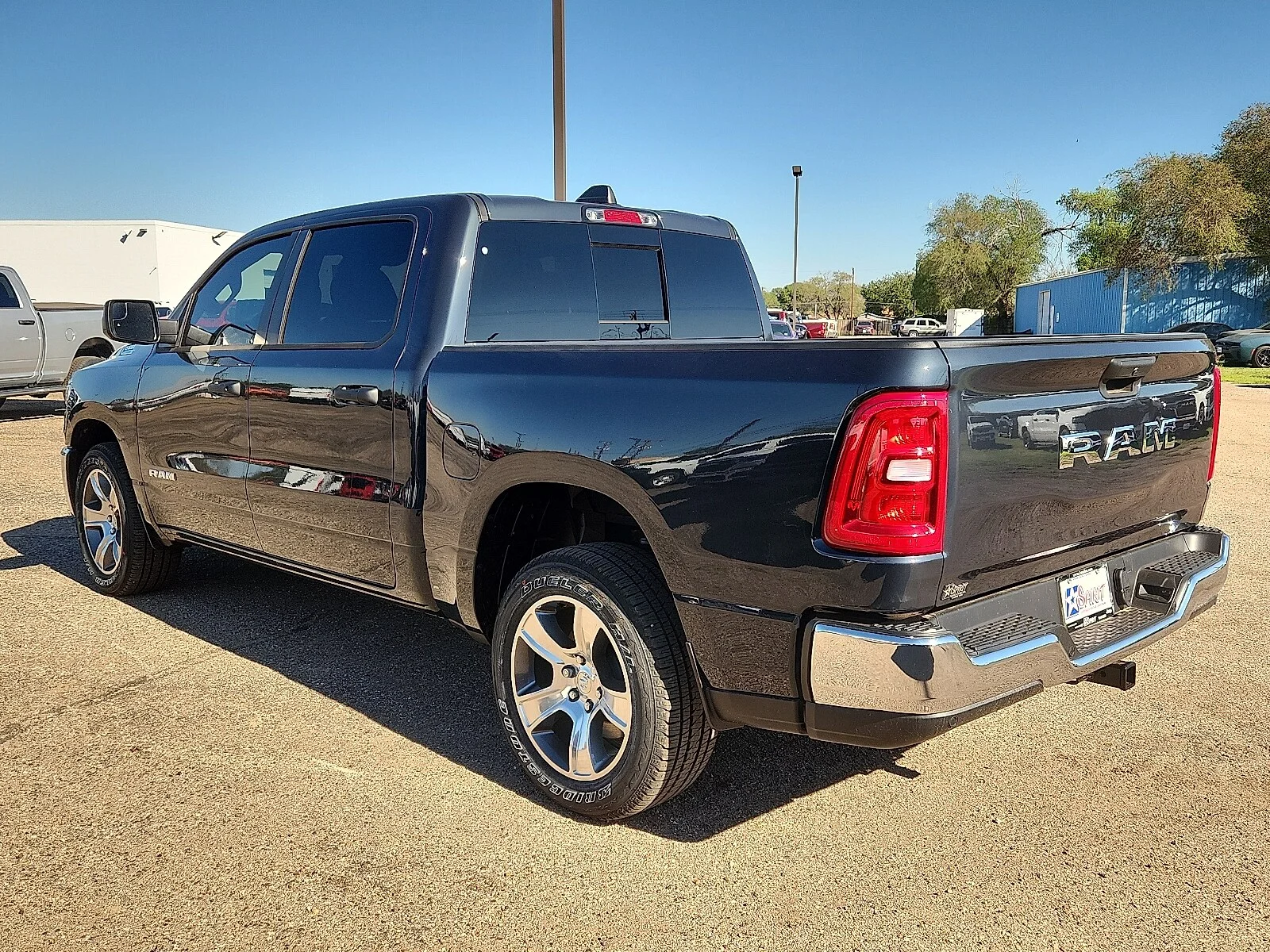 New 2026 Blue Ram TRADESMAN CREW CAB 4X2 image 3