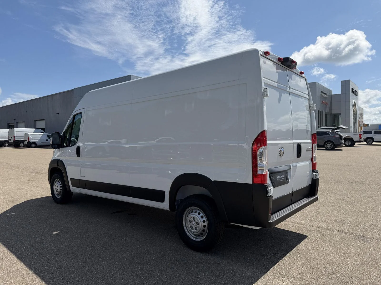 New 2026 Bright White Clear-Coat Exterior Paint RAM Tradesman image 4