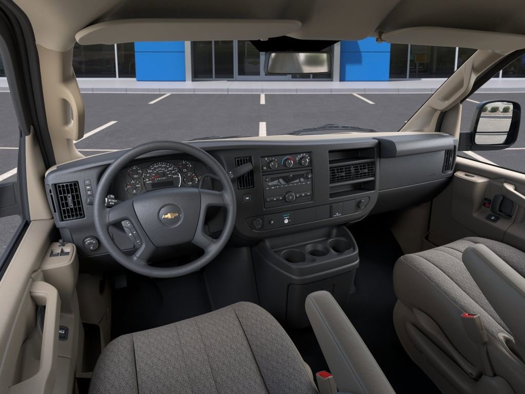 New 2026 Summit White Chevrolet WT image 15