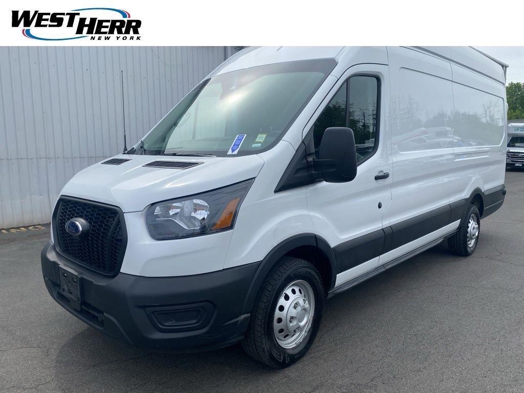 Used 2025 Oxford White Ford Base image 3