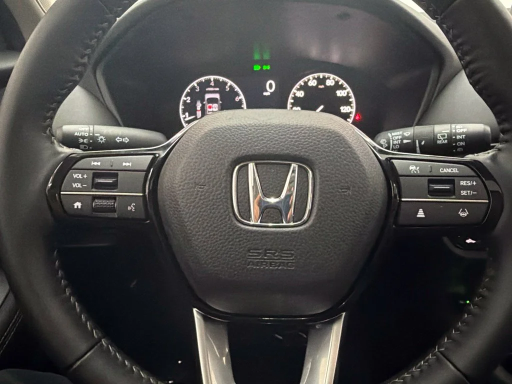 Used 2026 Silver Honda EX-L image 13