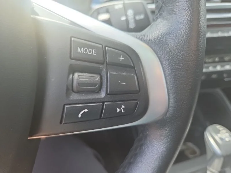 Used 2019 Black BMW xDrive28i image 8