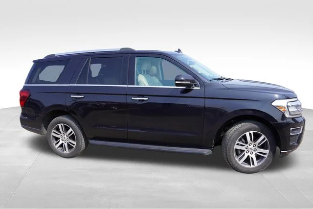 Used 2024 Black Ford Limited image 2