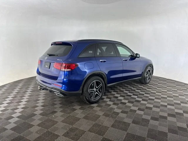 Used 2020 Blue Mercedes-Benz GLC 300 image 5