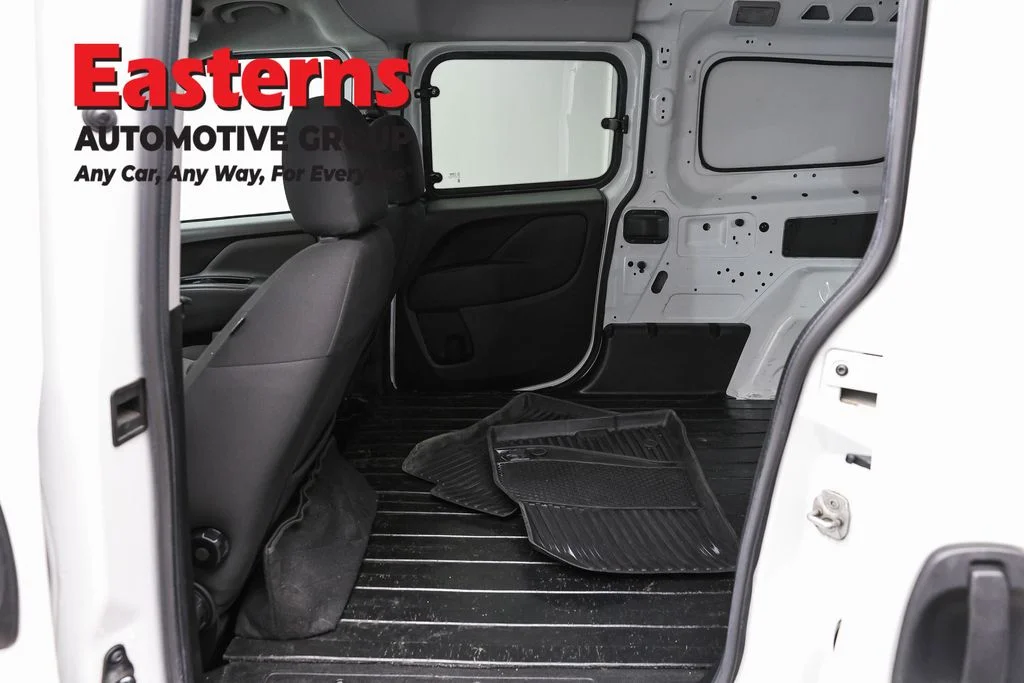 Used 2022 White Ram Base image 20