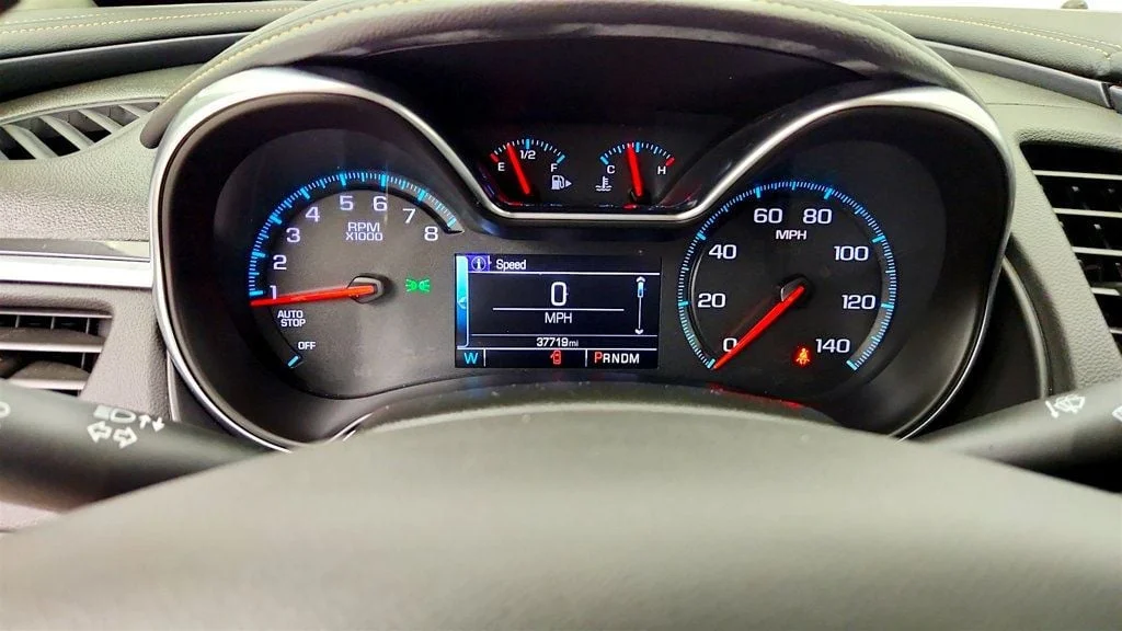 Used 2018 Cajun Red Tintcoat Chevrolet 4dr Sedan LT w/1LT image 15