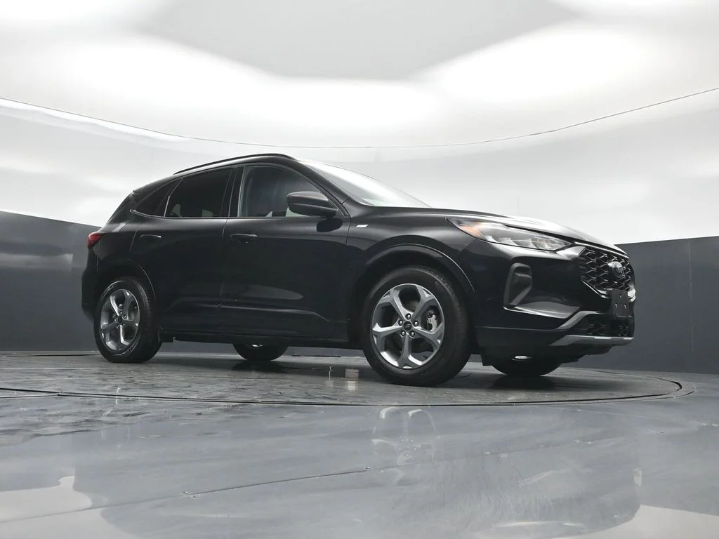 Certified Used 2024 Black Ford ST-Line image 4