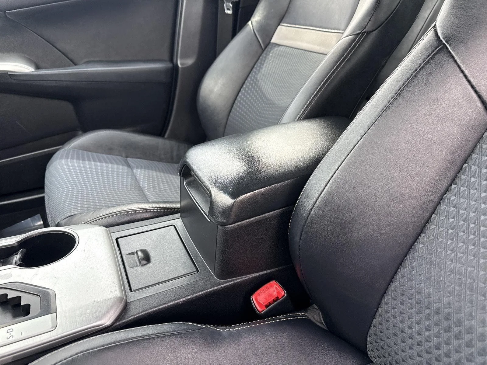 Used 2013 Magnetic Gray Metallic Toyota SE image 22