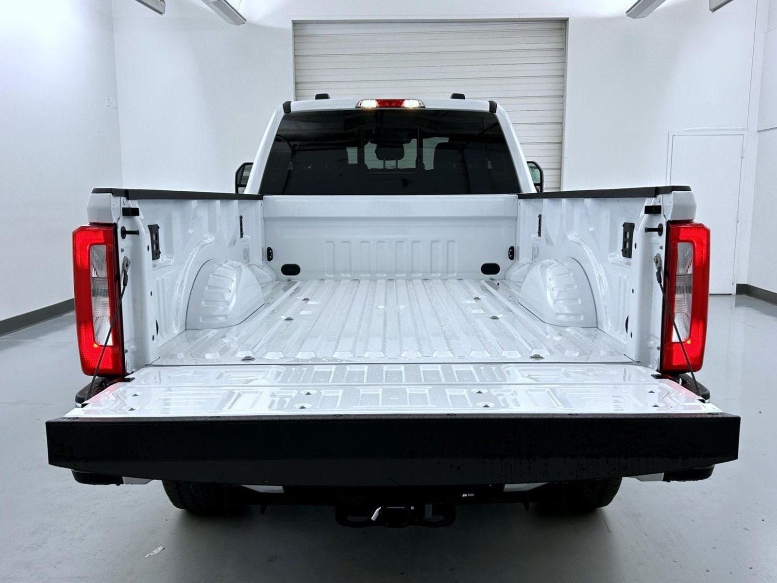 New 2026 Oxford White Ford XL image 21