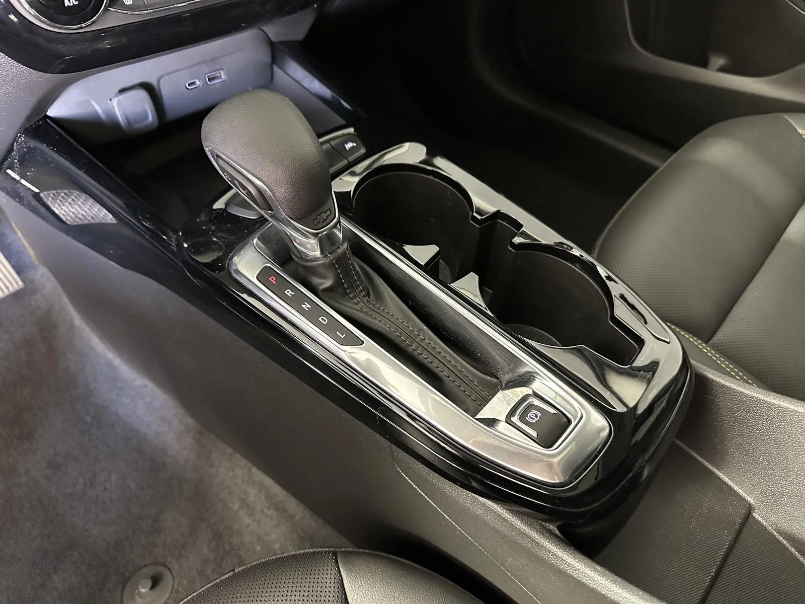 Used 2024 Sterling Gray Metallic Chevrolet ACTIV image 19