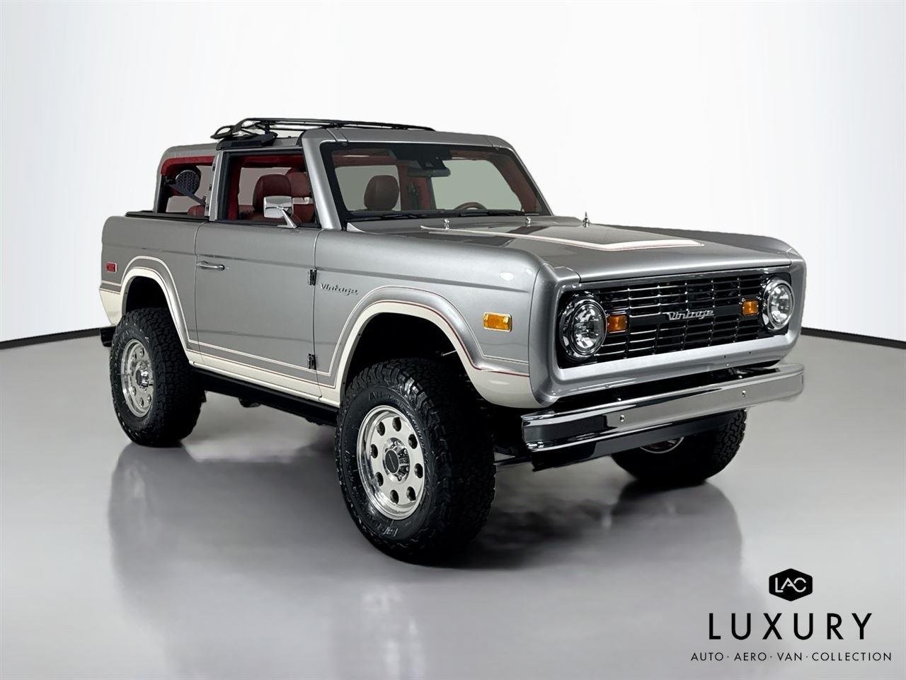 Used 2025 GT Silver Vintage Modern Twin-Turbo w/ Full Bespoke Interior image 3