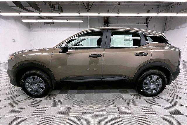 New 2027 Canyon Bronze Nissan S image 18