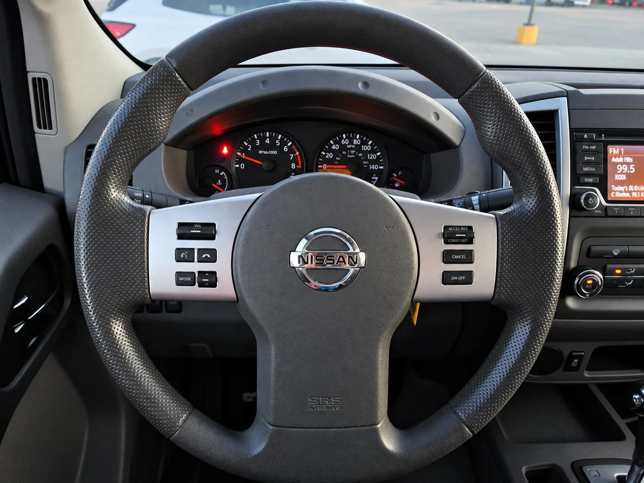 Used 2015 Metallic Blue Nissan S image 17