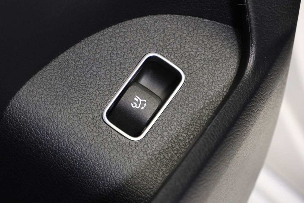 Used 2026 Polar White Mercedes-Benz GLE 350 image 36