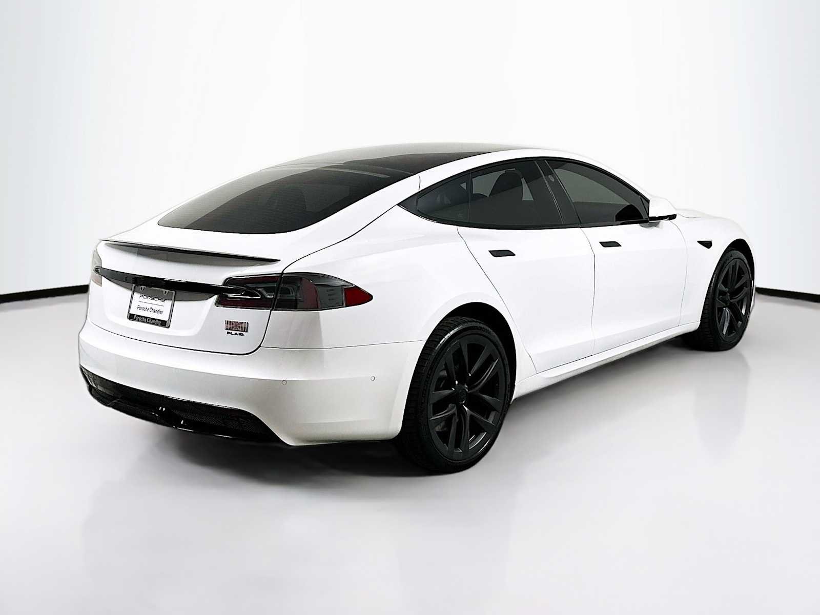 Used 2021 Pearl White Multi-Coat Tesla Plaid image 9